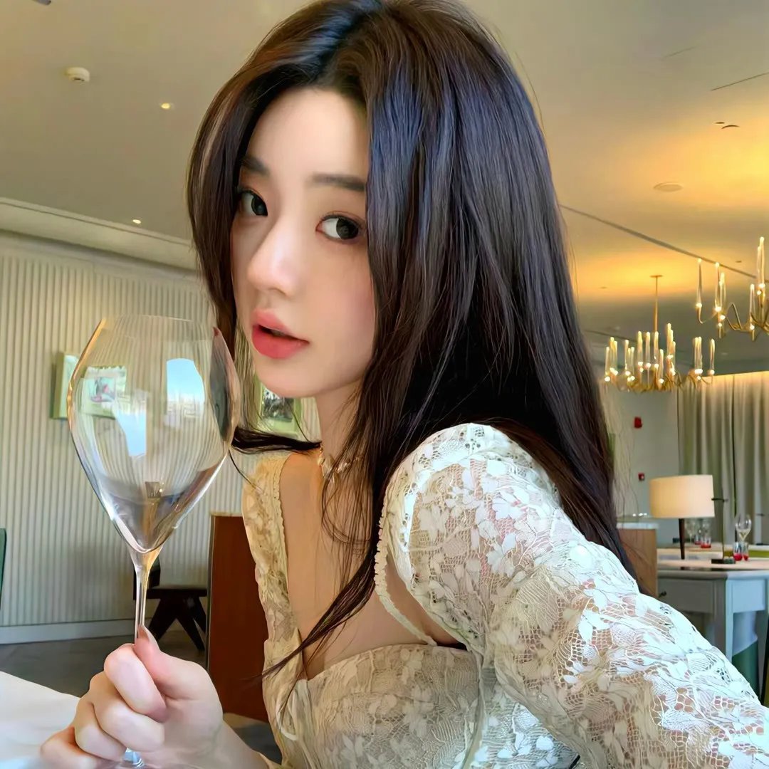 美女与液体人